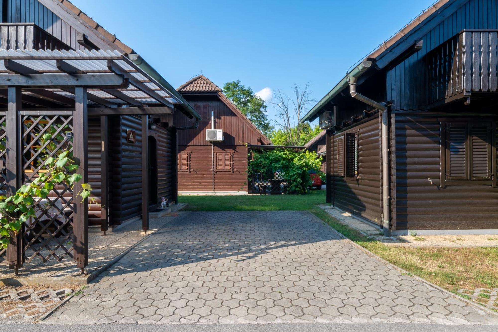 Bella Mura Nature Chalet I27 Podčetrtek Exteriör bild
